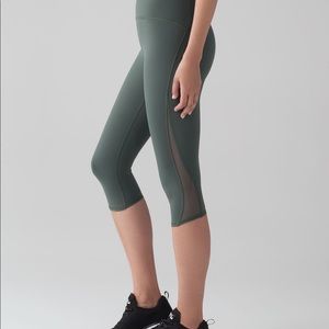 Lululemon Train Times Crop Dark Forest Green Sz 6